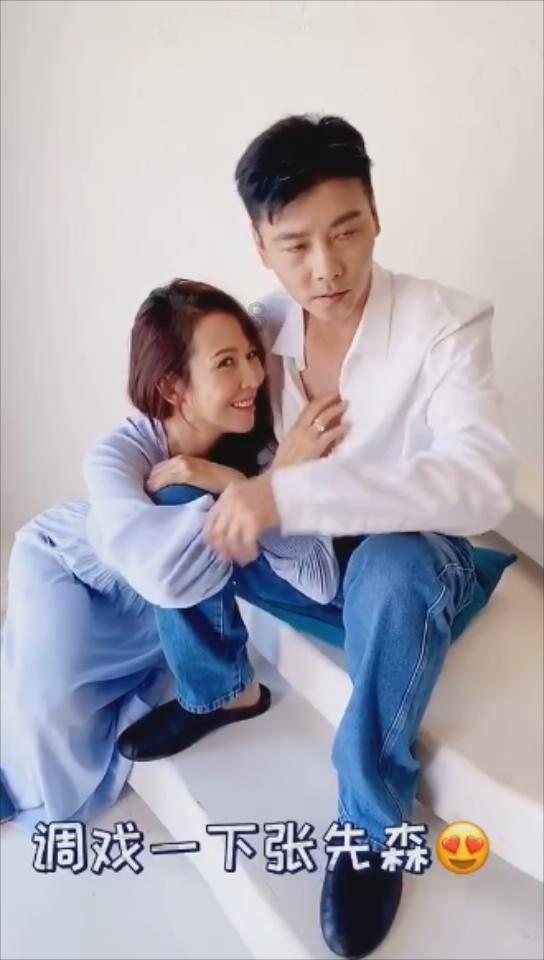 探讨交流,尽在朱元璋深夜批奏折,宫女进去送膳食却被砍头,你如何看待呢?